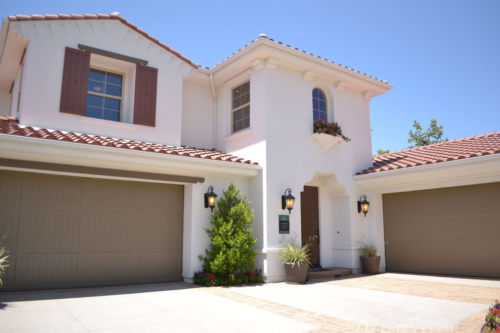 Stucco home exterior in a Spring Valley, NV community